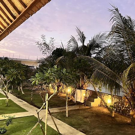 Ped Penyon Beach House מראה חיצוני תמונה